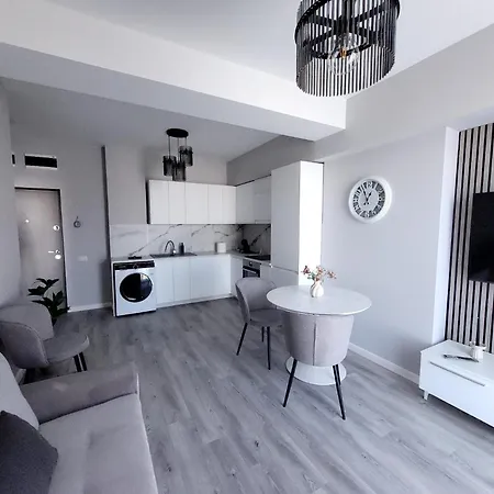 דירה Modern Near Campus & Mamaia Netflix Wi-fi